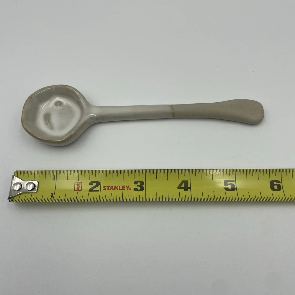 Japanese Ceramic Soup Spoon with Long Handle for Kitchen and Tableware New‎